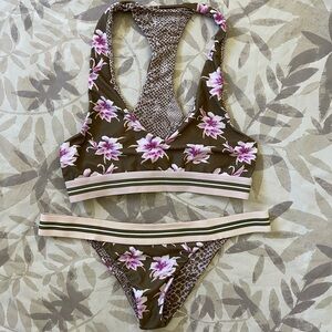 Acacia Capsule Aloha Set